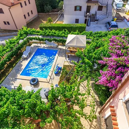 Slavko Gasthuis Pula