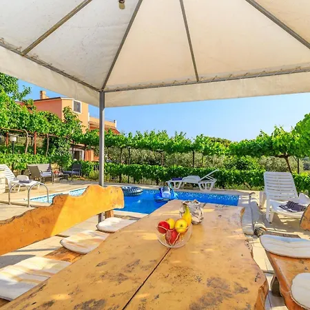 Gasthuis Slavko Pula