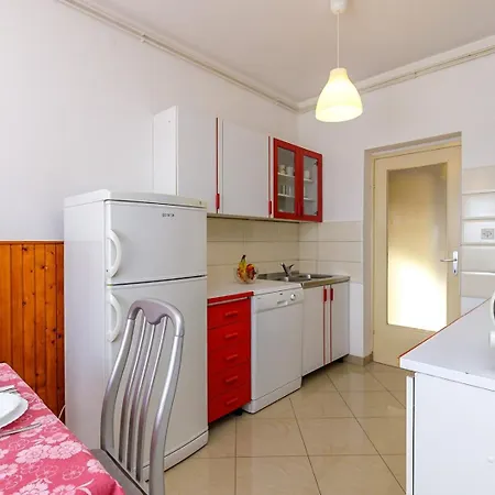 Guest house Slavko 638 Pula